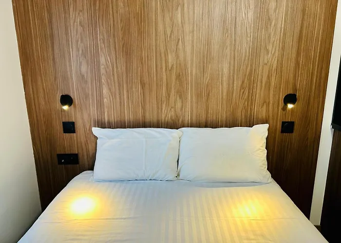 Meuble Lejlighed Clamart